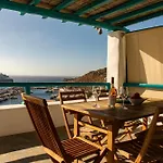 Sunset Breeze And شقة تورلوس