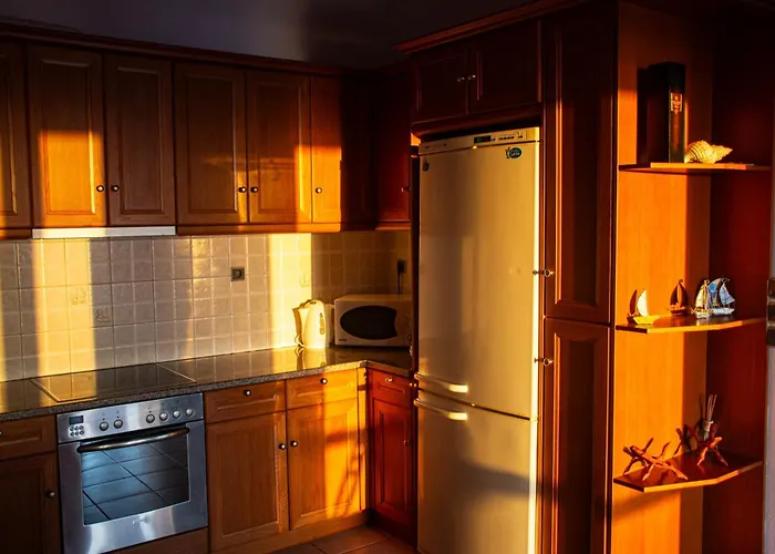 Sunset Breeze And * Tourlos