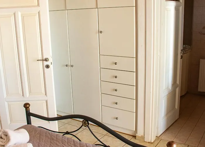 Sunset Breeze And Appartamento Tourlos